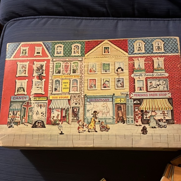 Tiny Golden Book Library - Picture 2 of 12